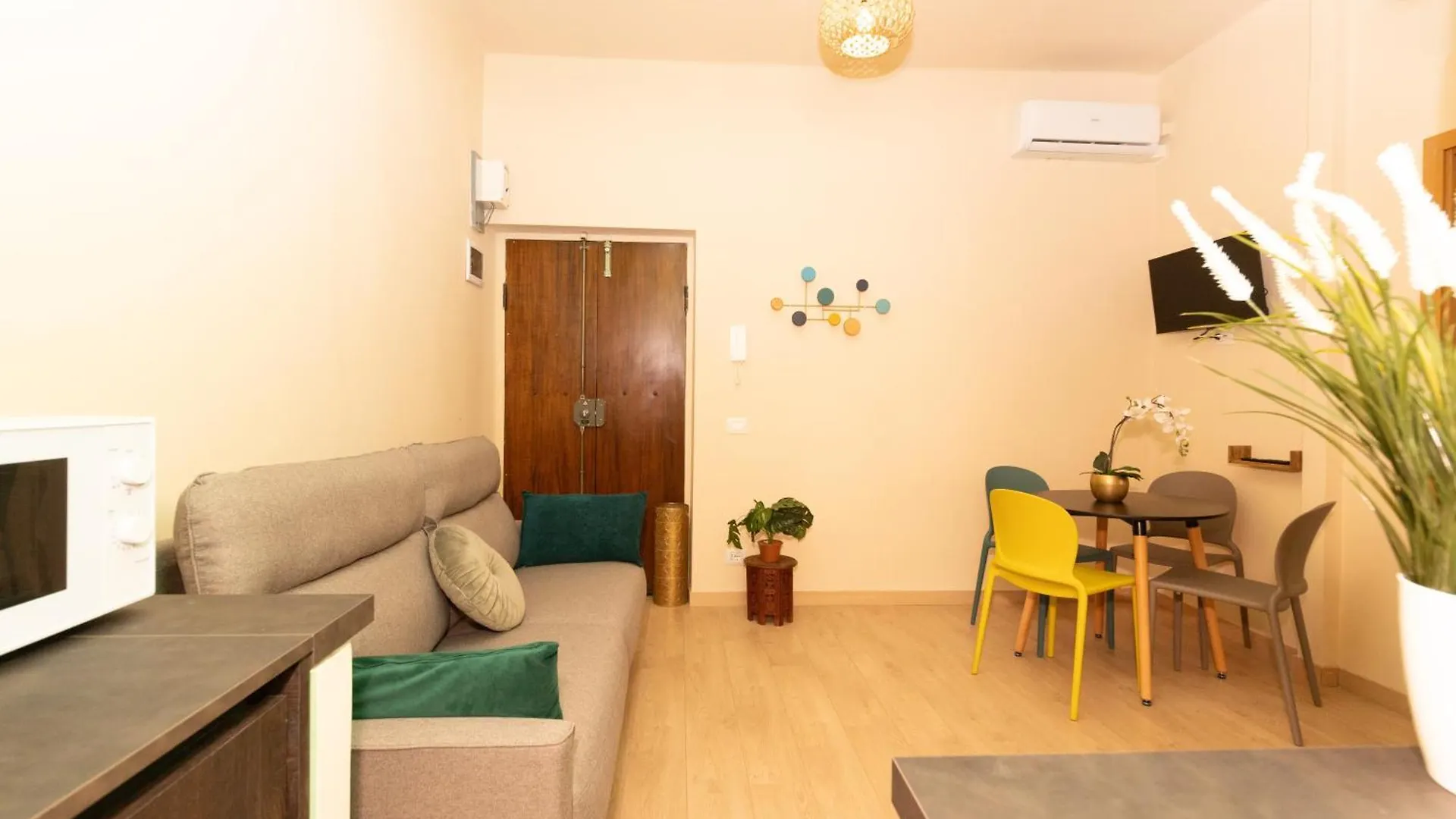 Happy Colours By Ghor Apartment Rome