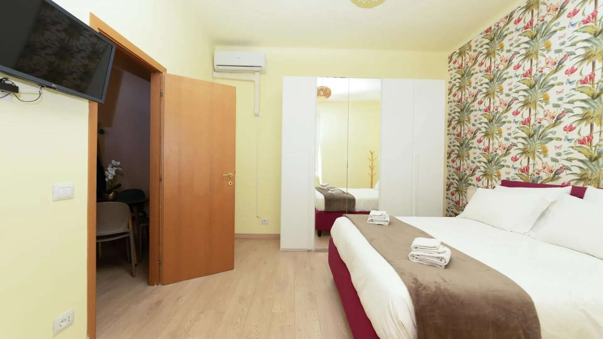 Happy Colours By Ghor Apartment Rome