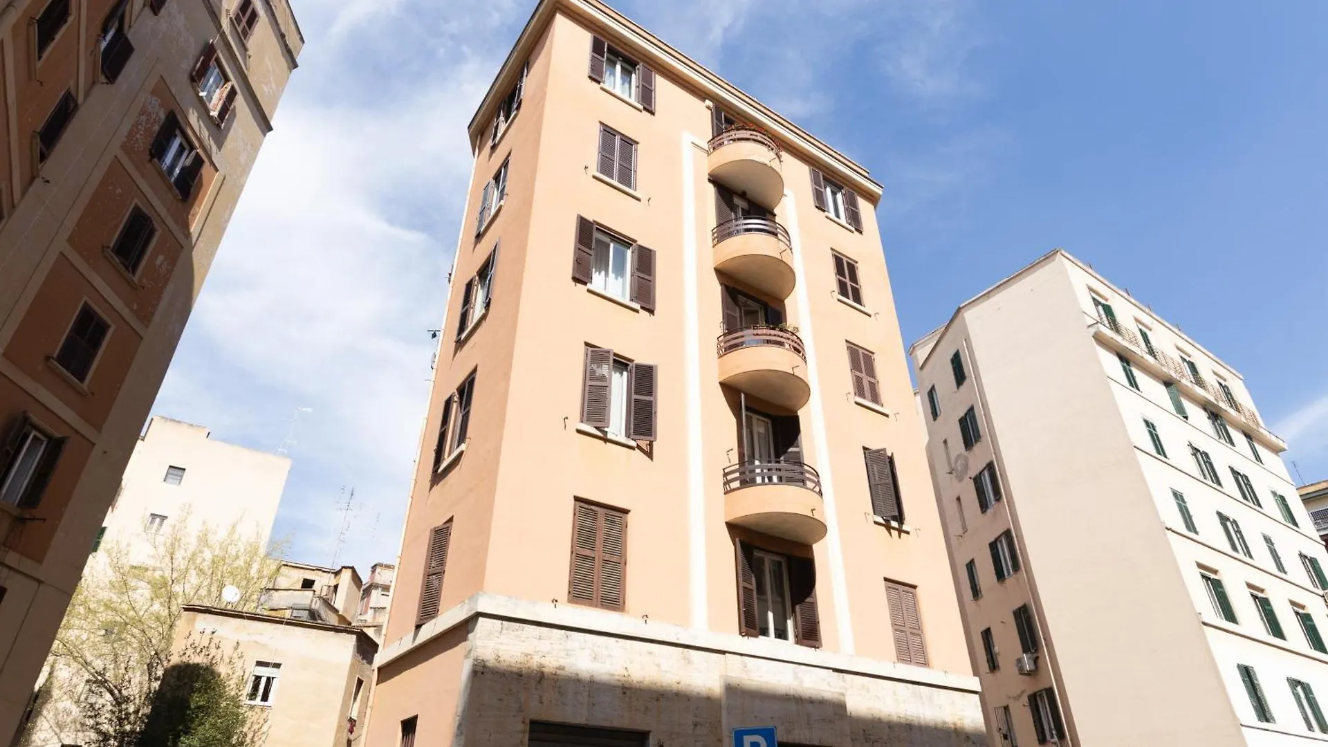 Happy Colours By Ghor Apartment Rome